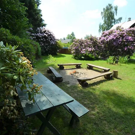 In Star K E Any With Fenced Garden