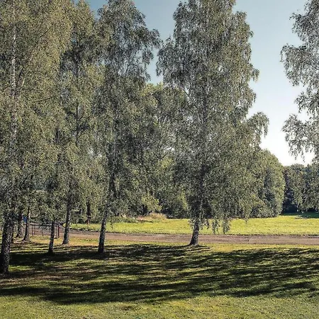 Сasa de vacaciones In Star K E Any With Fenced Garden
